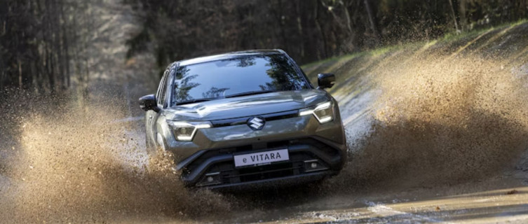 FØRSTE TESTKØRSEL AF SUZUKI e VITARA