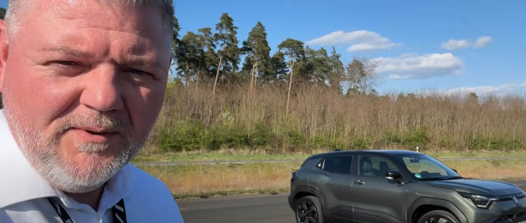 FØRSTE TESTKØRSEL AF SUZUKI e VITARA