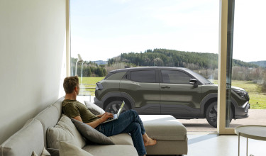 Forvarm bil og batteri